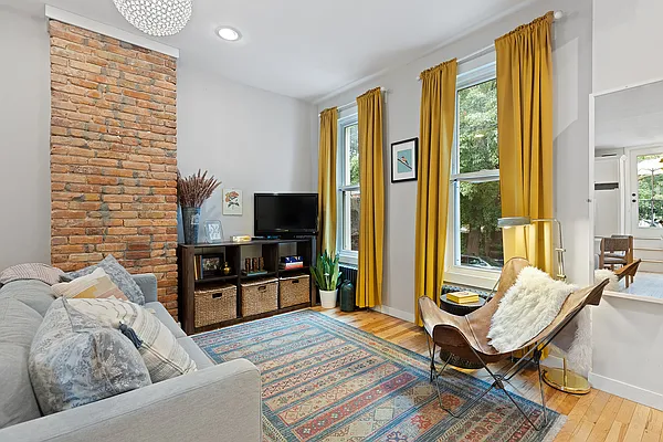 Sold by Corcoran | media 1