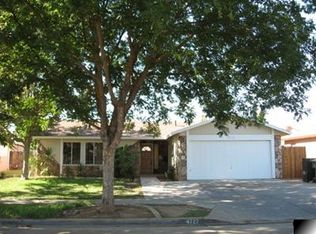 4727 E Kaviland Ave, Fresno, CA 93725