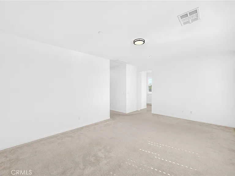 1617 Camden Ct — Photo 30