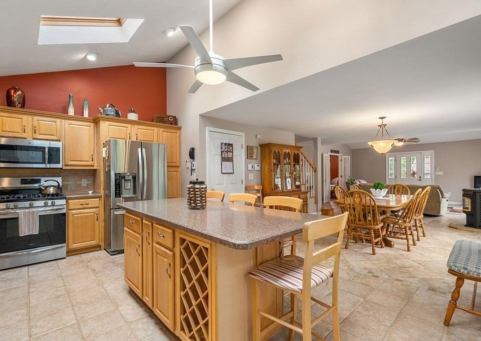 23 Arnold Rd, Douglas, MA 01516 Zillow