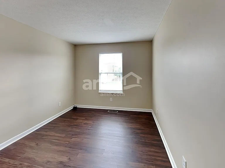 575 Virginia St — Photo 14
