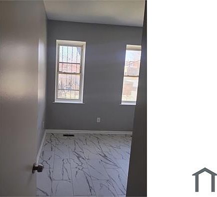 4th image of 2202 Brookfield Ave APT 1