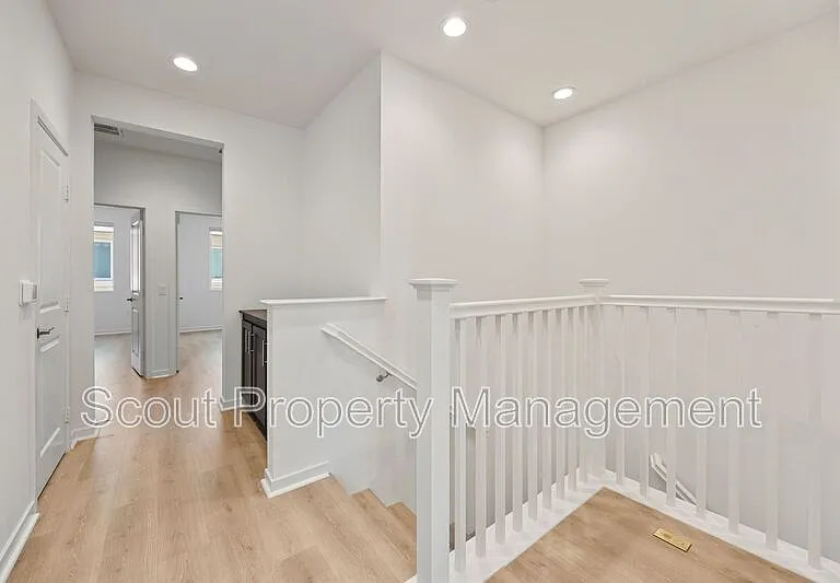 39529 Tannat Dr — Photo 13
