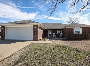 8 Aspen Ln, Davis, OK 73030