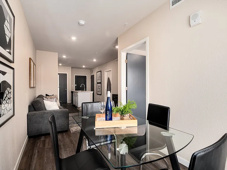 WestEdge Apartments — Photo 57