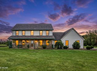 106 Highland Lakes Dr, Lima, OH 45801