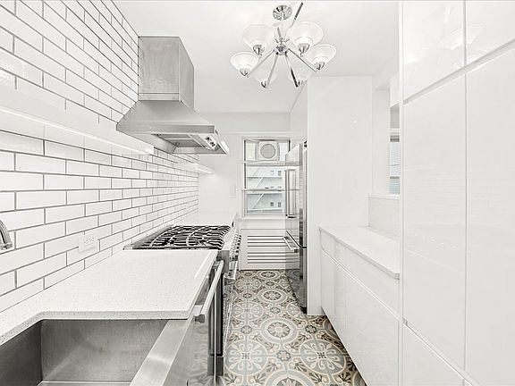 2nd image of 70 E 10th St APT 10G
