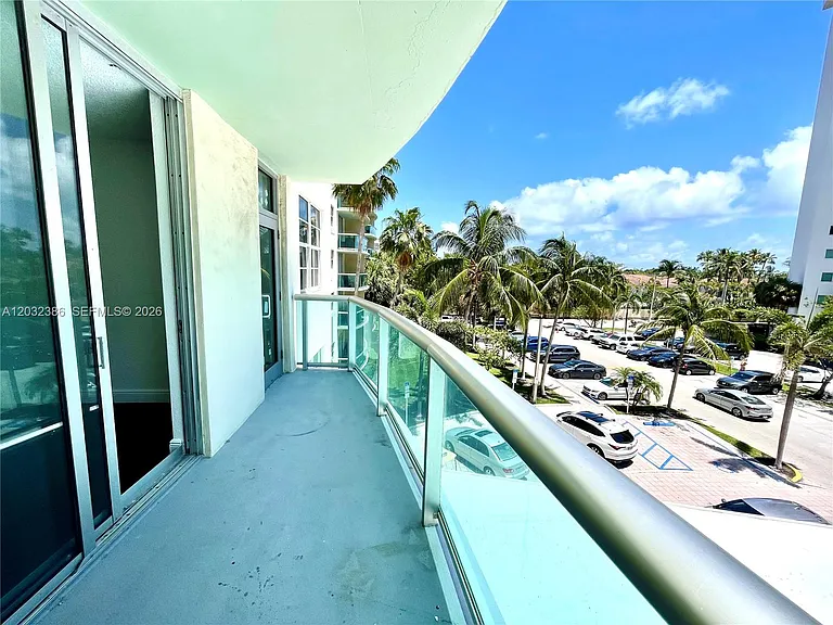19390 Collins Ave #316 — Photo 30