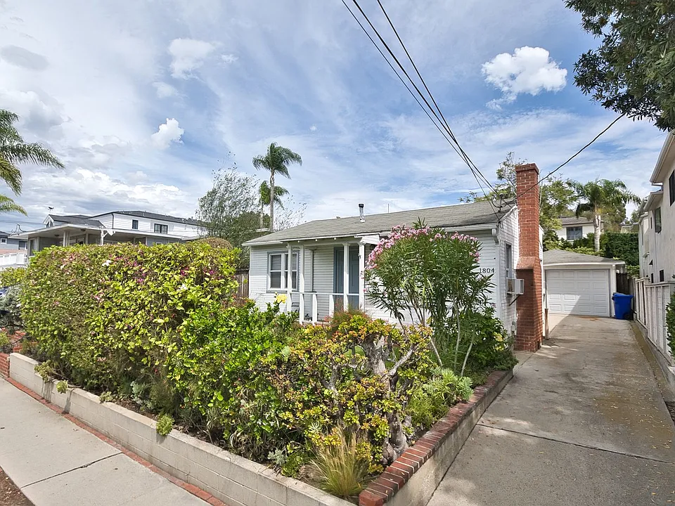 1804 Pacific Ave