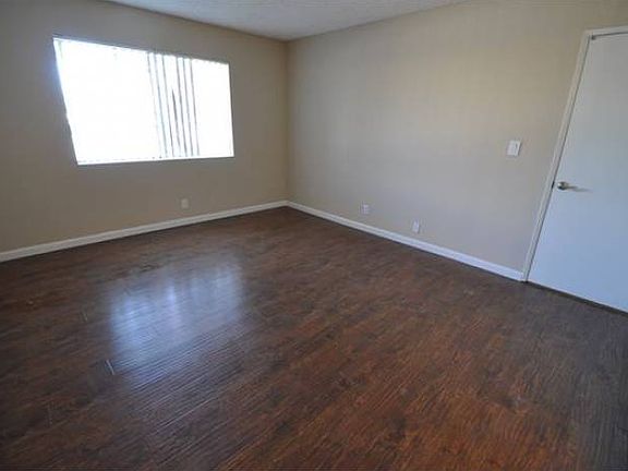 Similar Apartment