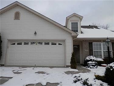 1st image of 104 Williamsburg Dr
