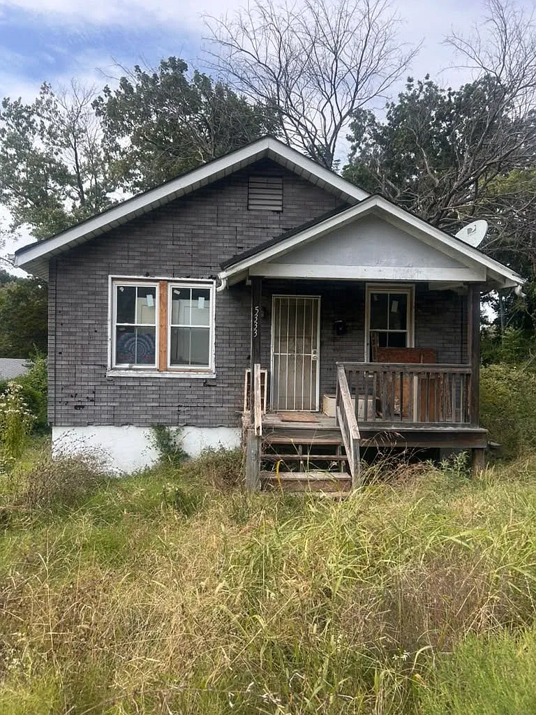 2 bed, 800 sqft, $650 — Photo 1