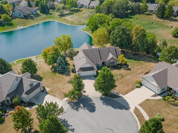 2726 Dunbrooke Ct, Fort Wayne, IN 46804