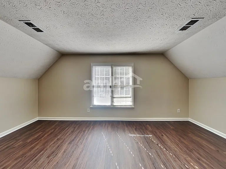 4960 Hopeland Dr — Photo 16