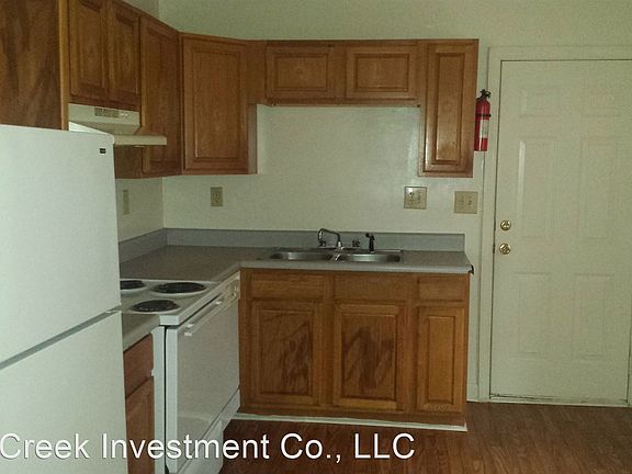 3rd image of 337 Clarine Dr