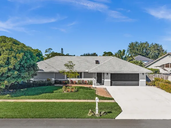 1021 Cherry Ln, Wellington, FL 33414
