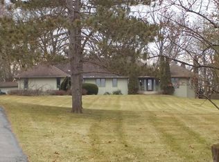 10619 Bull Valley Rd, Bull Valley, IL 60098