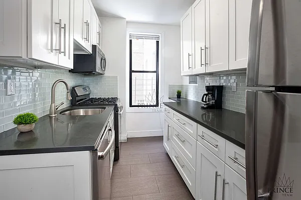 Rented by Compass | media 37