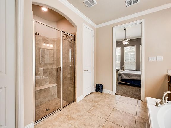 4th image of 321 Prairie Hill Trl