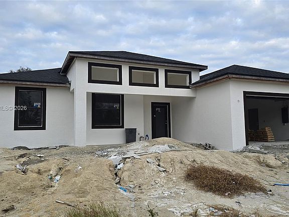 2nd image of 782 Homestead Rd S