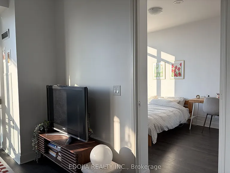 825 Church St #2003 — Photo 13