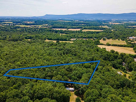 2nd image of 487 Jollett Ln