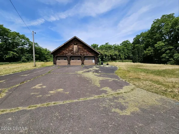 1680 Salem Blvd, Berwick, PA 18603