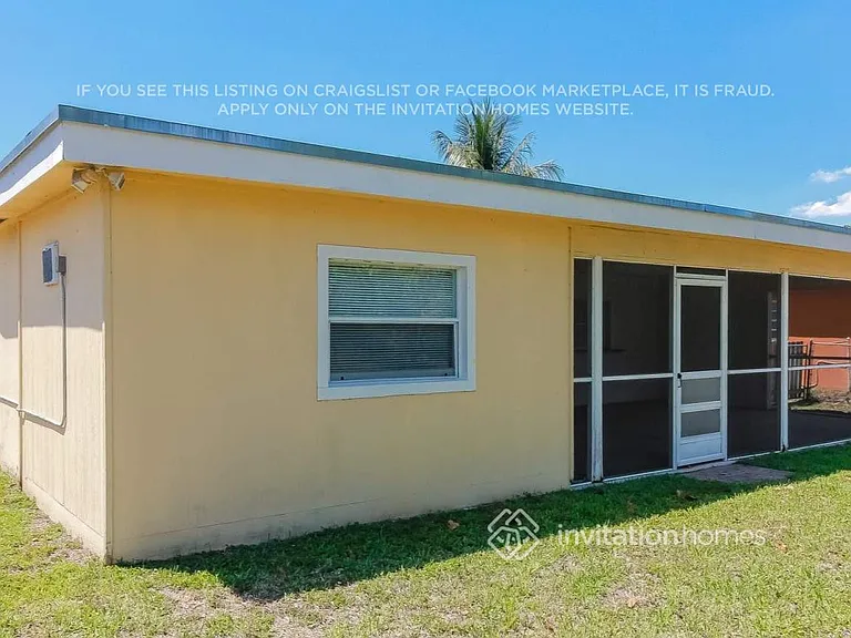 22816 SW 65th Way — Photo 13