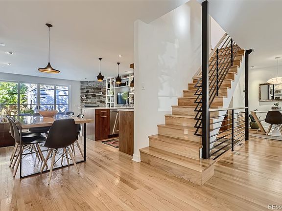 4th image of 715 Fairfax St
