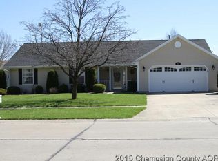 400 Sherwood Dr, Saint Joseph, IL