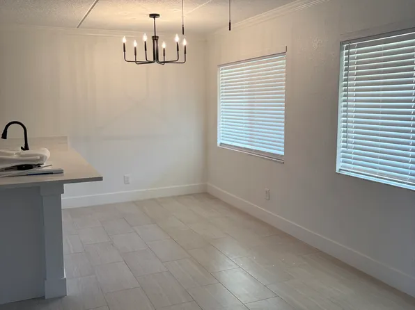 10375 Paradise Blvd APT 51, Treasure Island, FL 33706