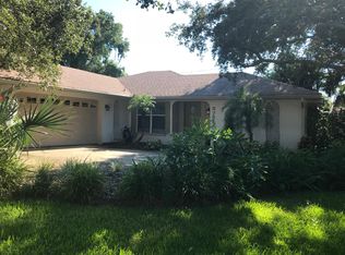 3750 Sunset Cir, Largo, FL 33774