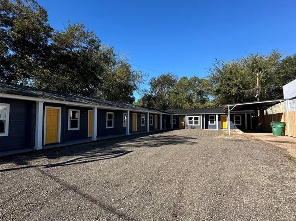 409 S Commerce St, Bremond, TX 76629