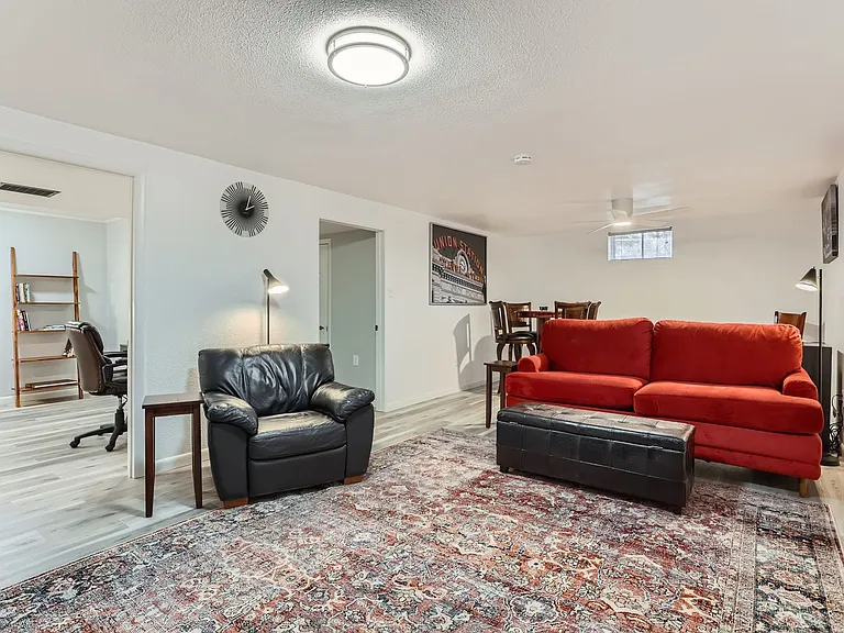 1250 E Amherst Ave — Photo 18