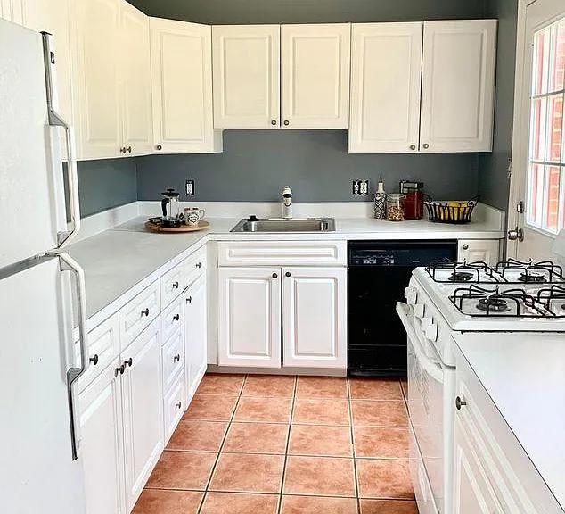 7400 Sportsman Dr — Photo 6