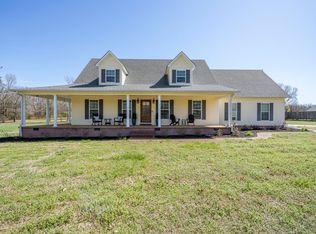 825 Raymond McAnally Rd, Savannah, TN 38372