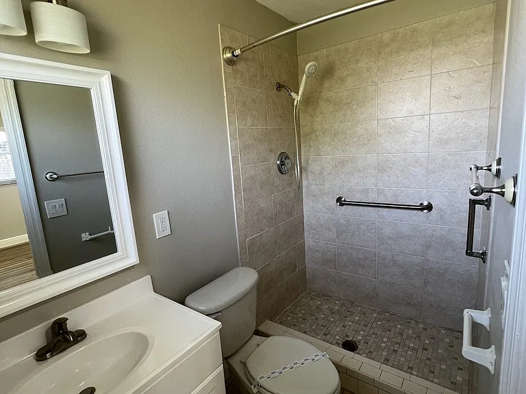 2316 Monty Ln — Photo 9