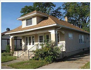 2nd image of 939 Humphrey Ct