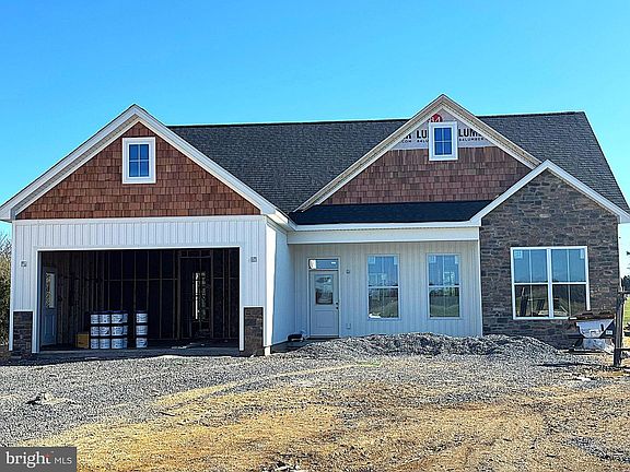 2nd image of 72 Dibble Rd