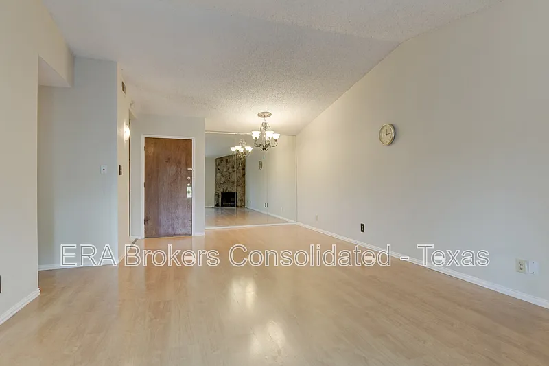 2 bed, 2.0 bath, $975 — Photo 4