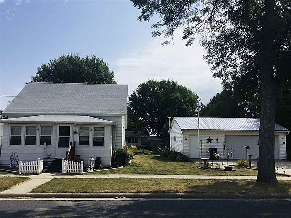 2nd image of 510 1st St