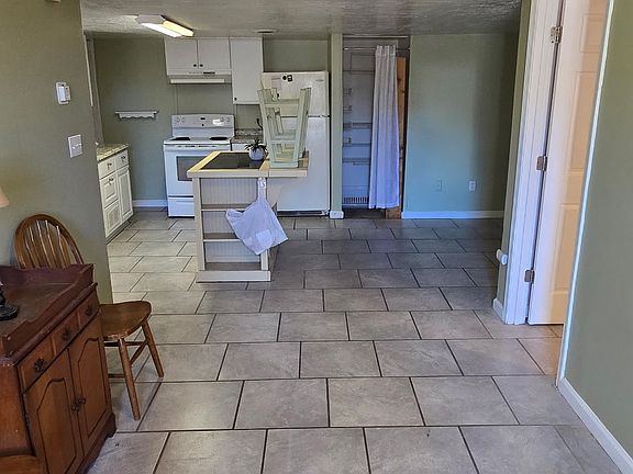 5th image of 703 7th Ave N #703