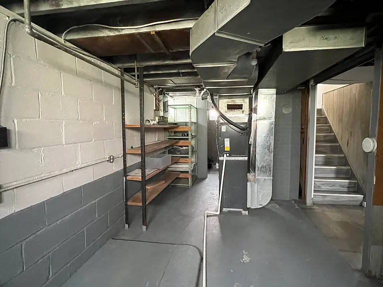 11915 E Granger Rd — Photo 23