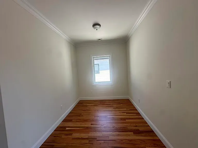 284 Eltingville Blvd #2 — Photo 3