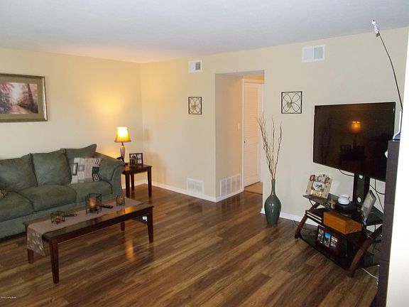 2nd image of 1956 Goldsmith Ln APT 4