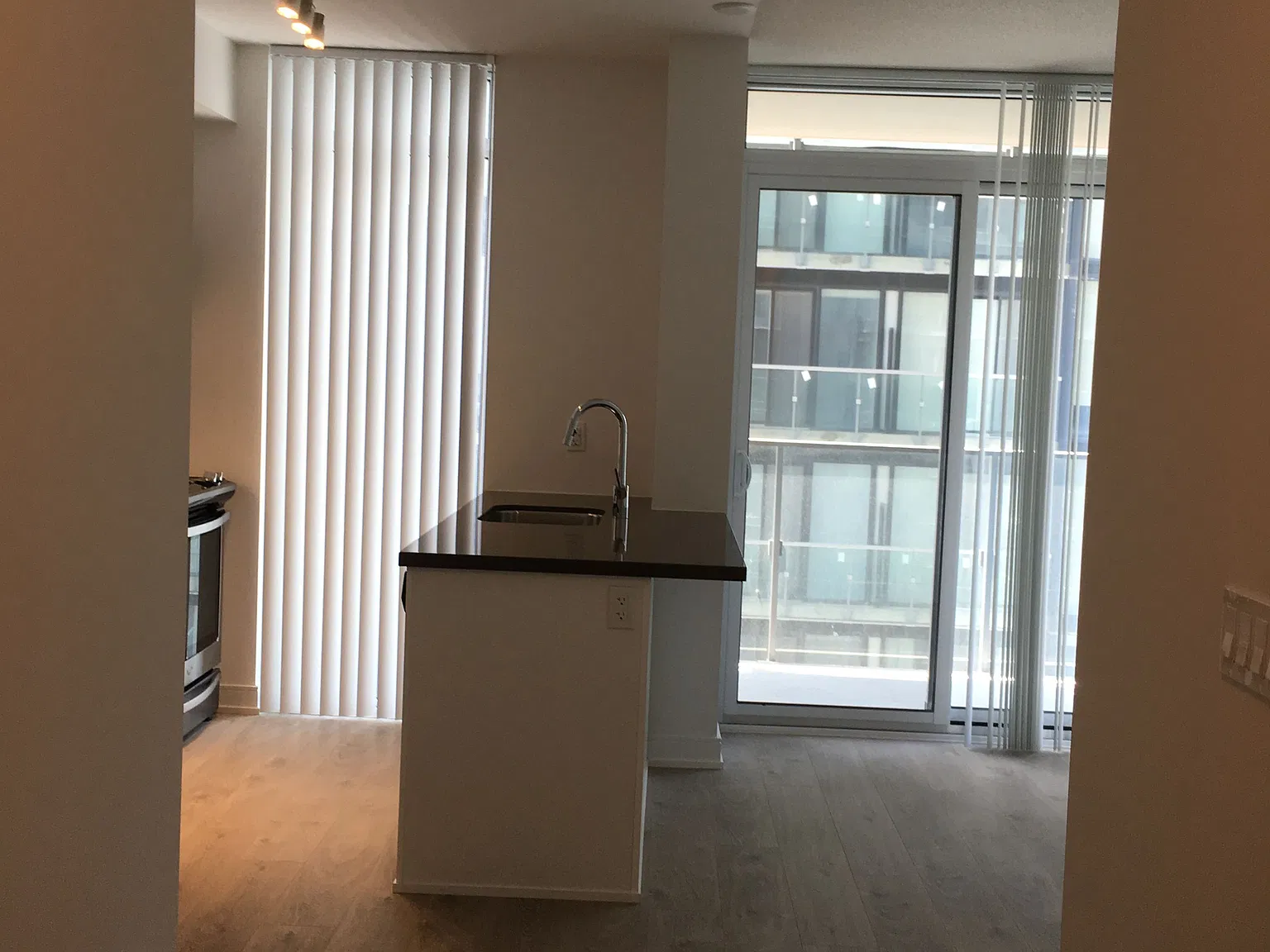 1 bed, $2,400 — Photo 4