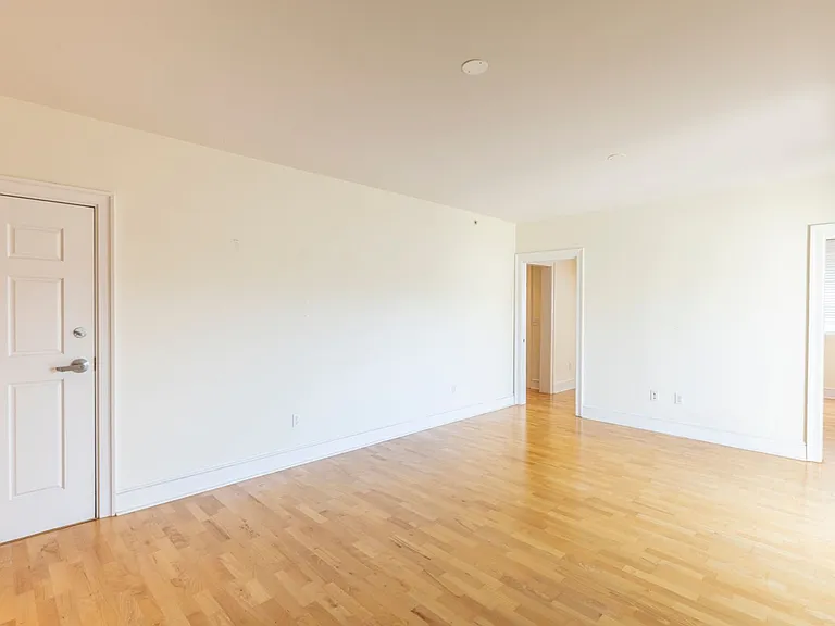 1001 Market St E #10 — Photo 14