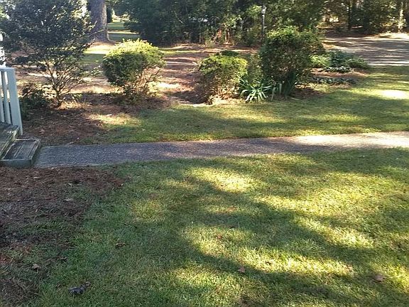 3rd image of 3132 Country Club Rd