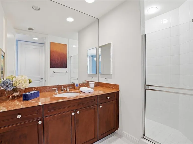 5051 Pelican Colony Blvd #301 — Photo 29