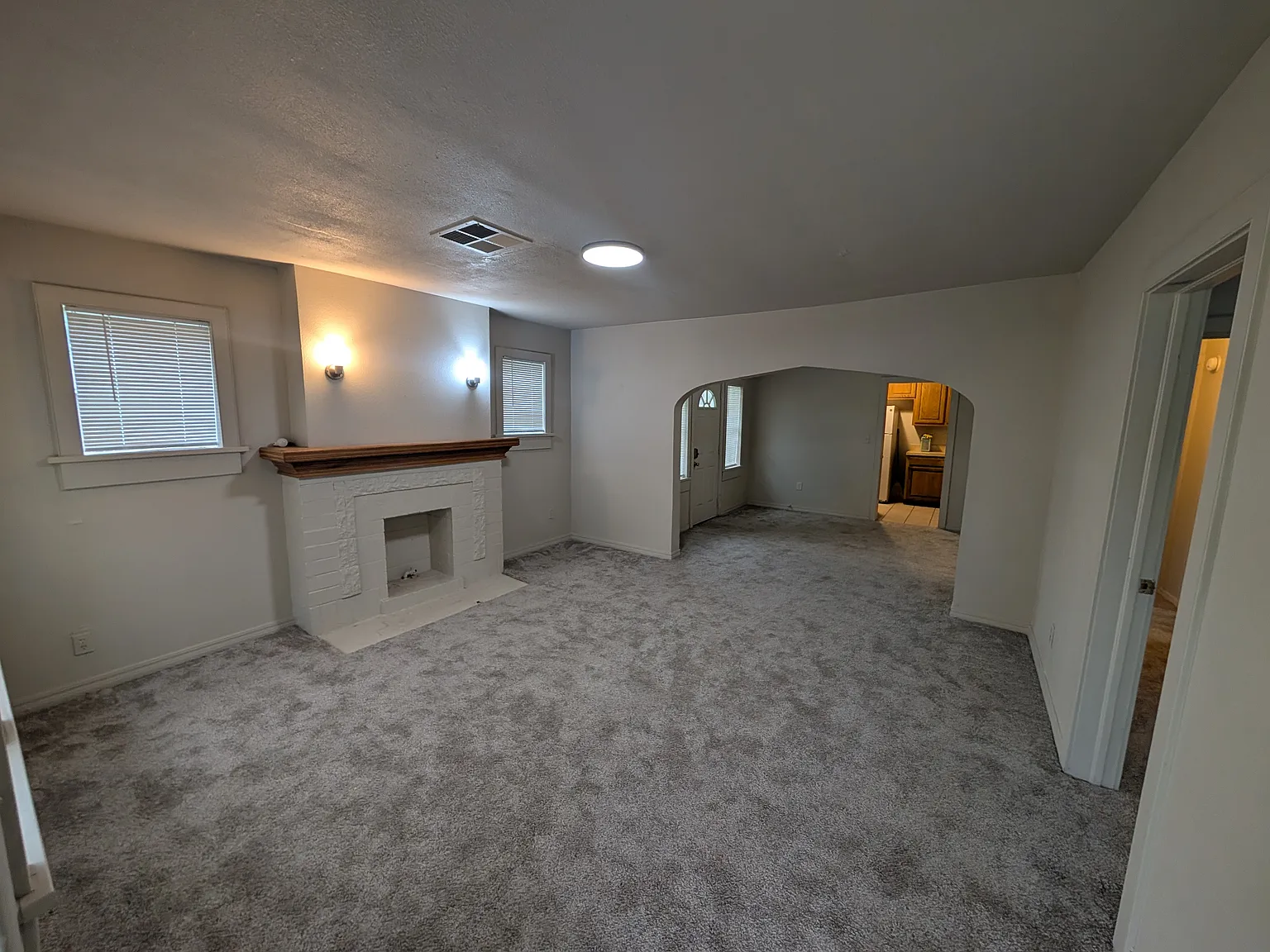 2 bed, 1108 sqft, $1,150 — Photo 3